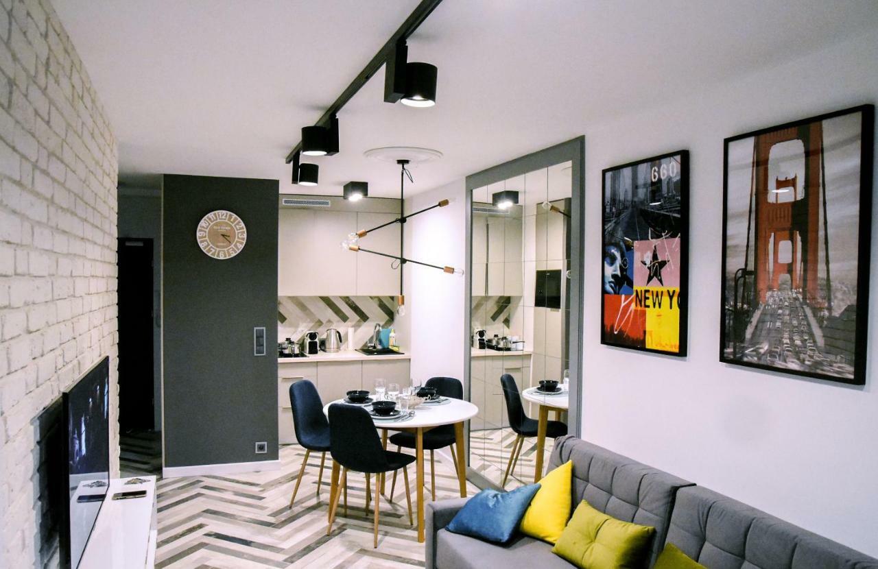 Your Private 5-Star Home In Katowice # 5-Minute Walk To Spodek, 10 Minutes To City Center Buitenkant foto